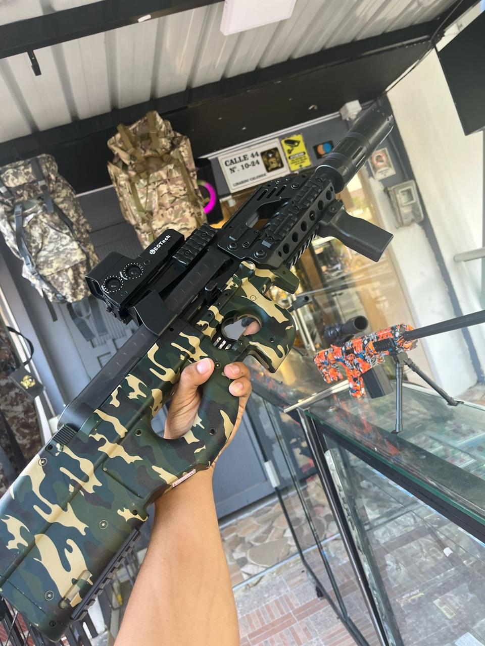 PISTOLA HIDROGLE P90 CAMUFLADA